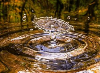 Szum wody – naturalne dźwięki do usypiania niemowląt szum wody do usypiania