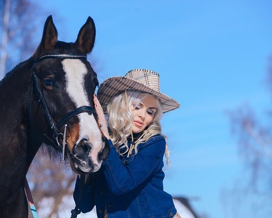 Dlaczego lepiej wozić dziecko tyłem do kierunku jazdy? Dlaczego lepiej wozić dziecko tyłem do kierunku jazdy?
