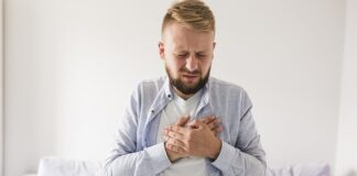 Jakie są objawy autyzmu u 2 latka?