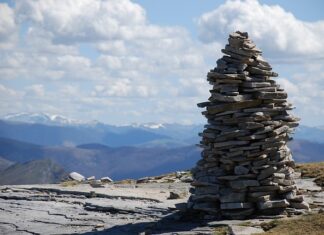 Co robić z dziećmi na obozie?