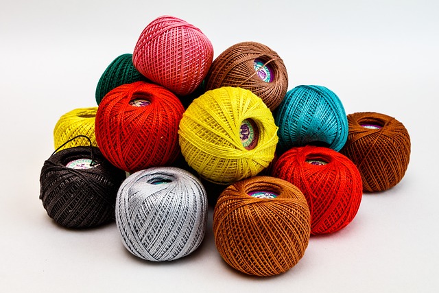 Jak szyć nićmi elastycznymi? Jak szyć nićmi elastycznymi?