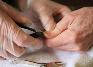 Kiedy pierwszy raz obciąć dziecku włosy?