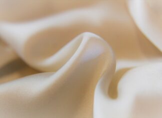 Czy satyna jedwabna to jedwab? Czy satyna jedwabna to jedwab?